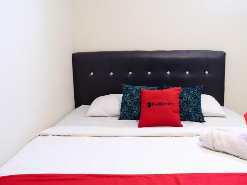 Reddoorz Near Setrasari Mall 4 Бандунг Екстериор снимка