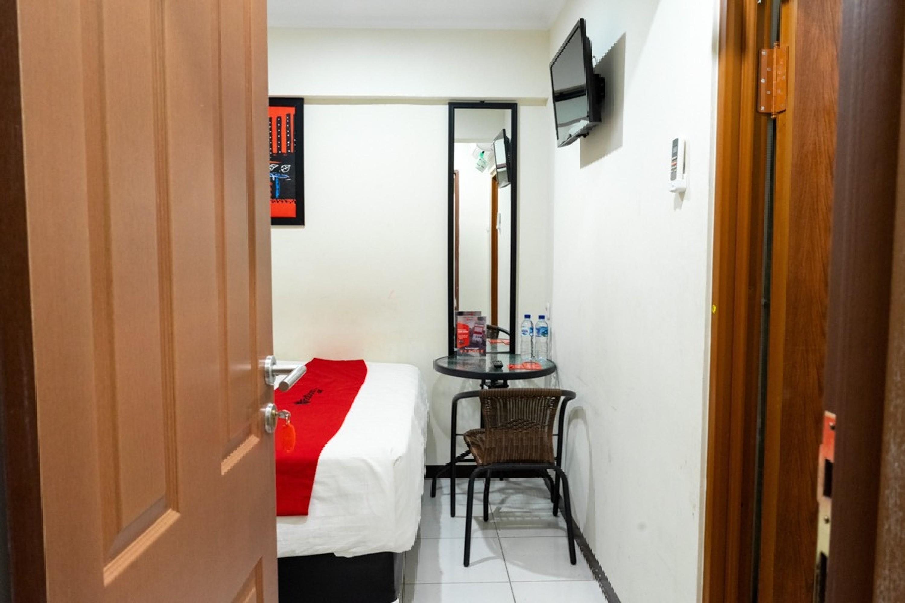 Reddoorz Near Setrasari Mall 4 Бандунг Екстериор снимка